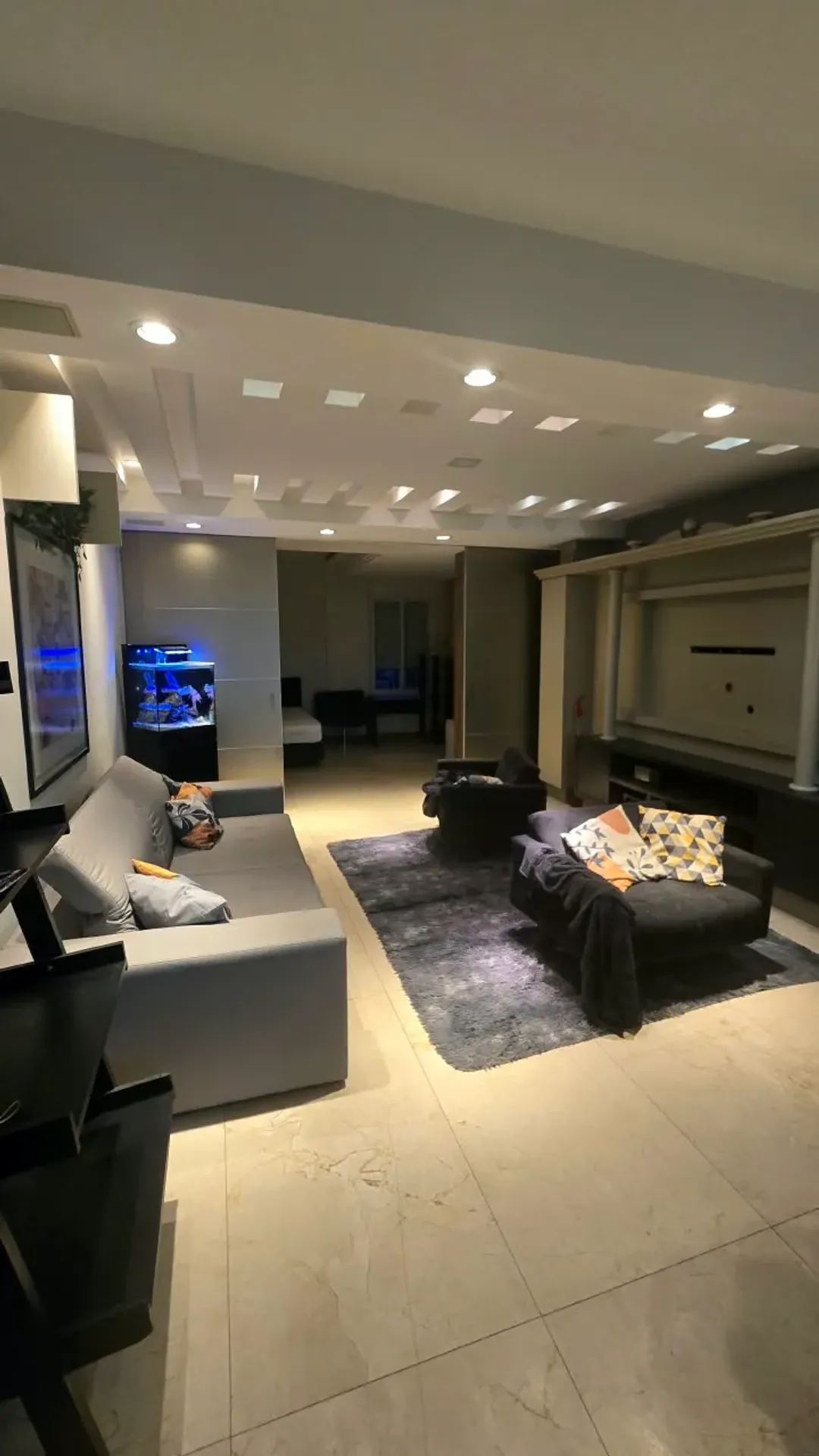 One-bedroom apartment in a building with a coworking space — photo 12