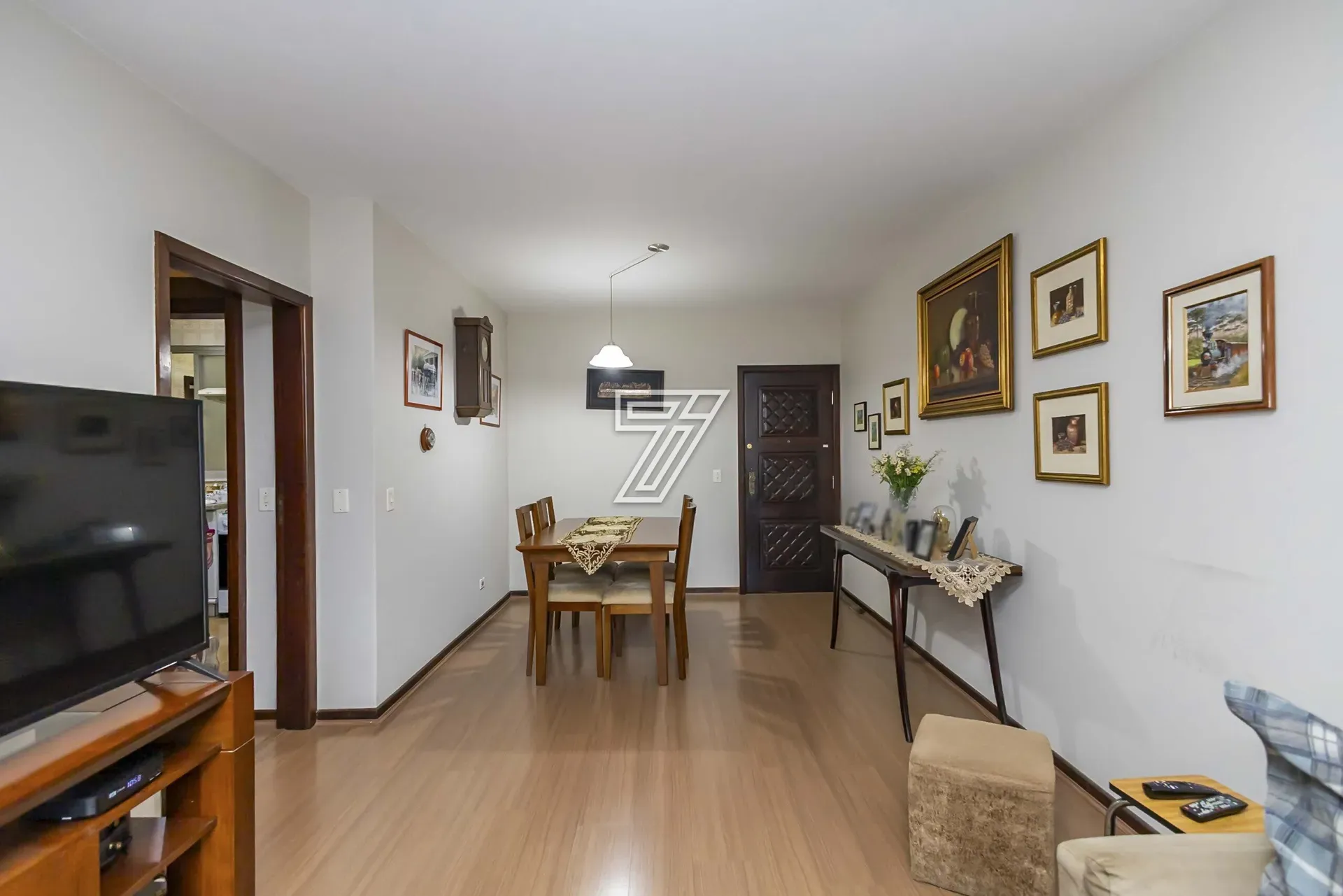 Apartamento mobiliado de 2 quartos com máquina de lavar — photo 6