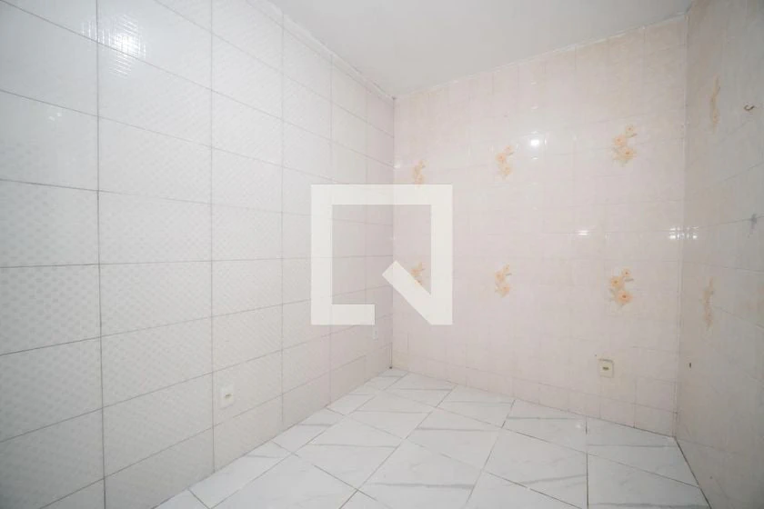 Casa de 45 m² com 2 quartos e 1 banheiro