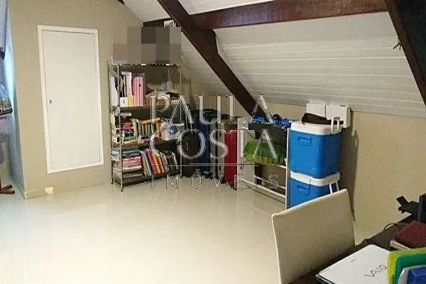 315 m² house with floor-to-ceiling windows and a bathtub — photo 20