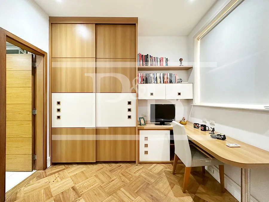 4-bedroom apartment with 4 bathrooms and 190 m² — photo 21