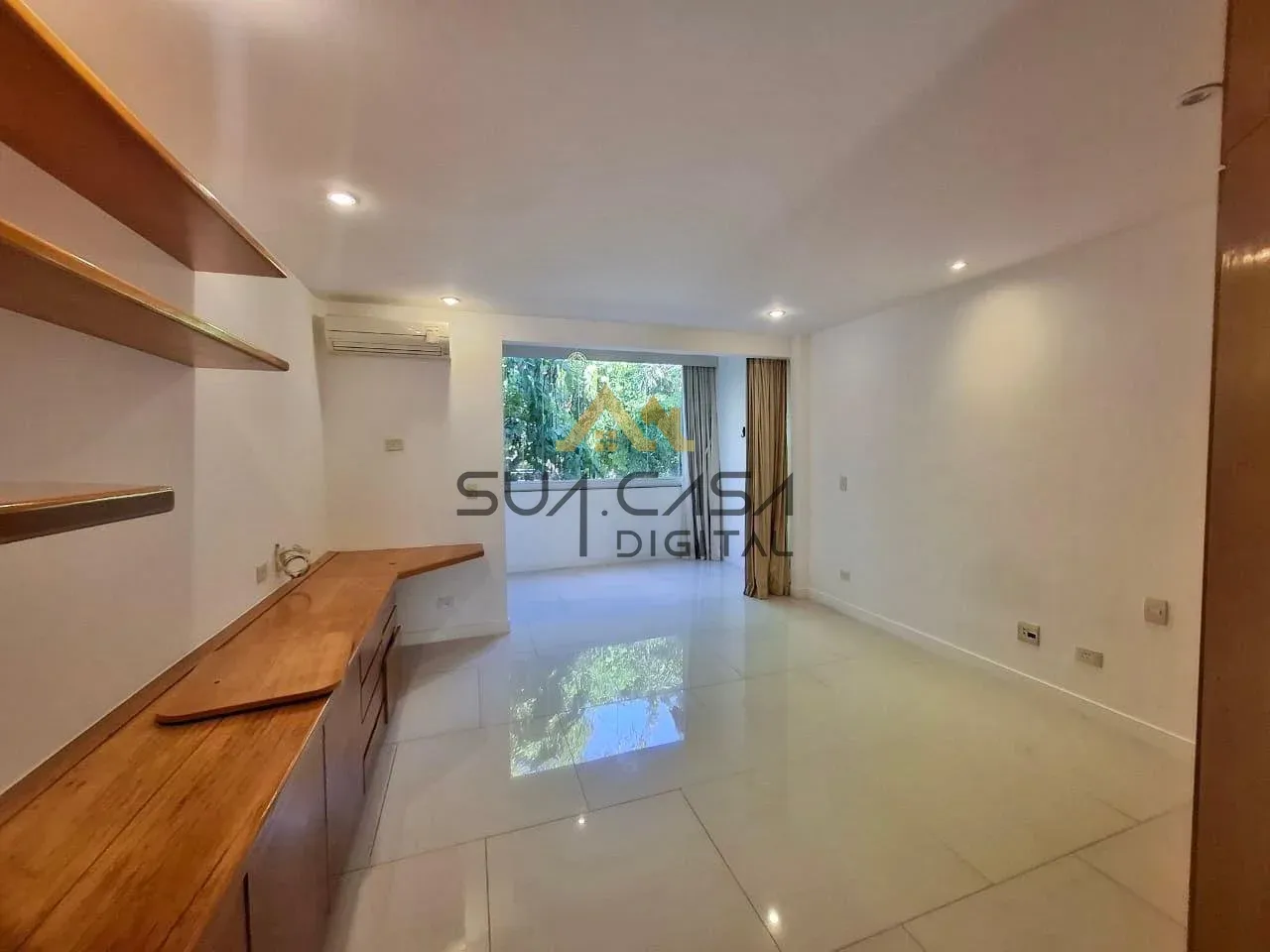 House with 4 bedrooms and 273 m² plus open-air pool — photo 11