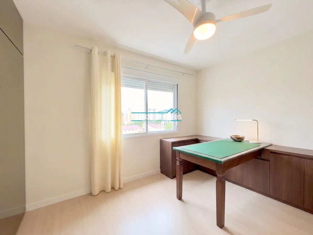 2-bedroom apartment with a grill on the balcony — photo 6