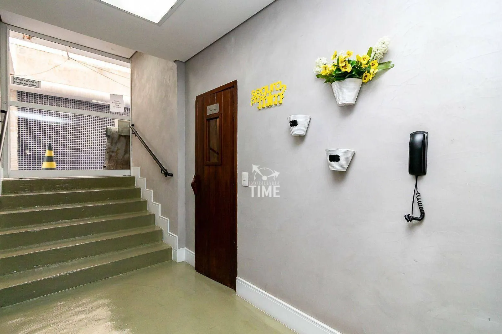 Apartamento mobiliado de 1 dormitório com 93 m² — photo 75