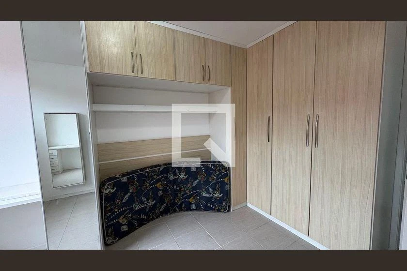 2-bedroom apartment in a building with a gym — photo 11