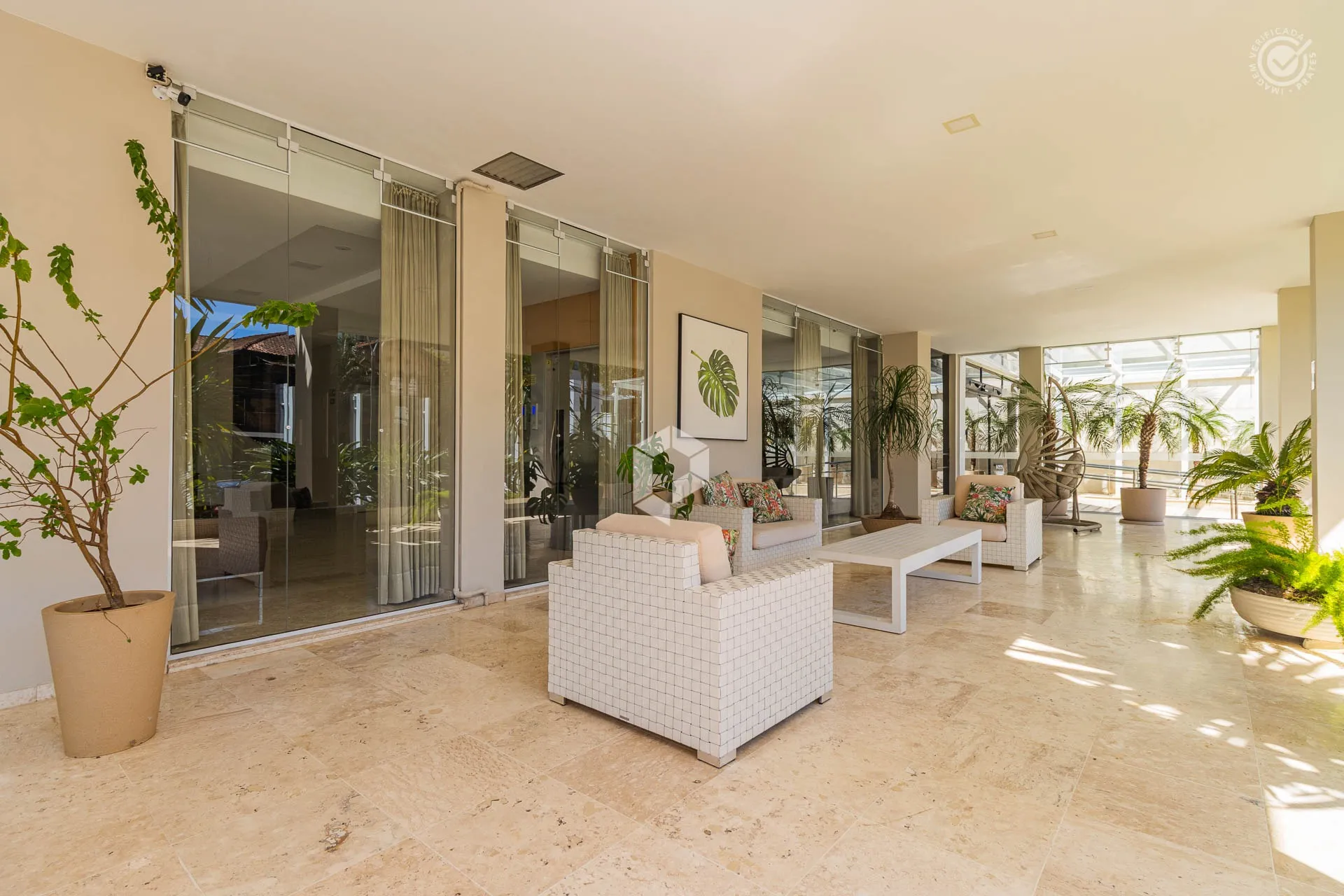 3-bedroom apartment with 189 m² and 1 parking space — photo 39