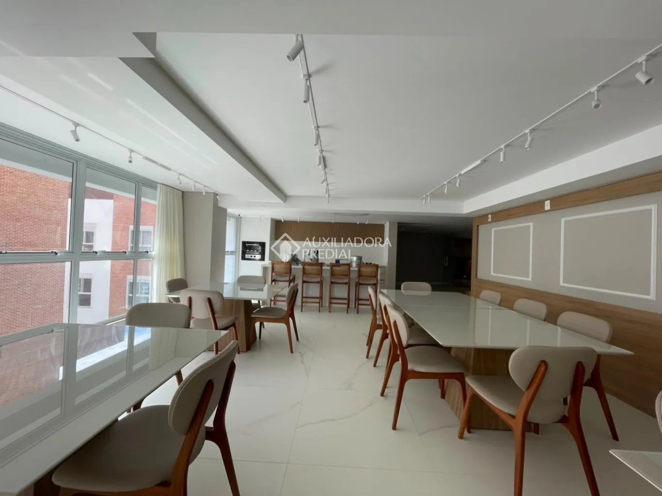 2-bedroom apartment with balcony and terrace — photo 8
