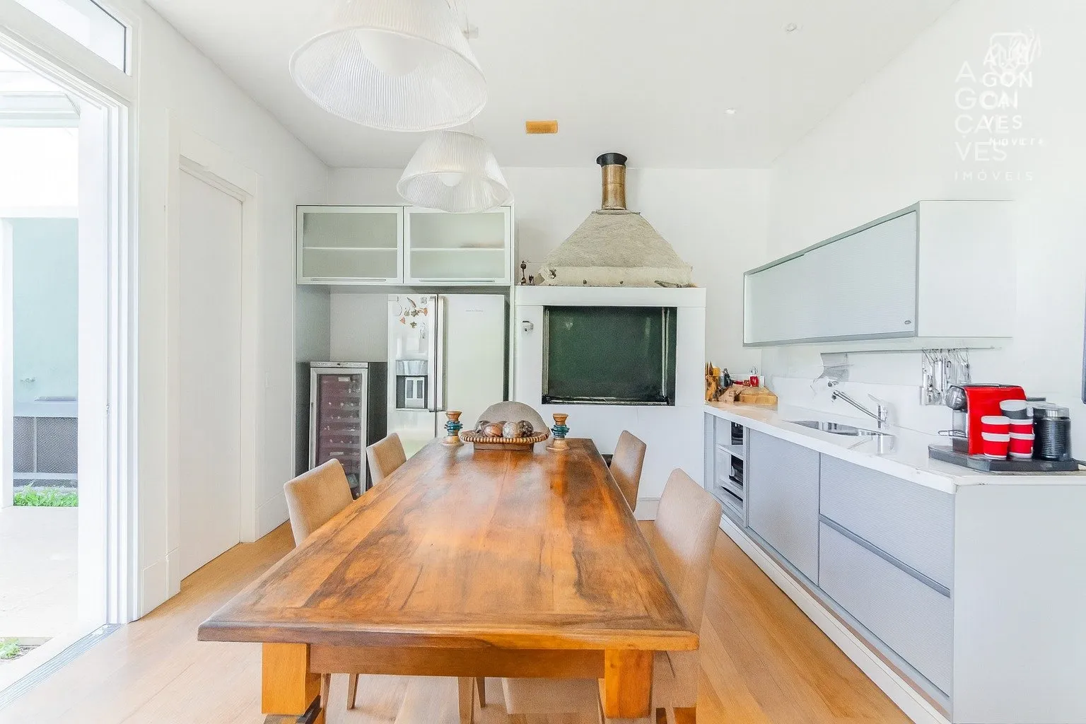 Furnished house with 5 bedrooms and 5 bathrooms — photo 17