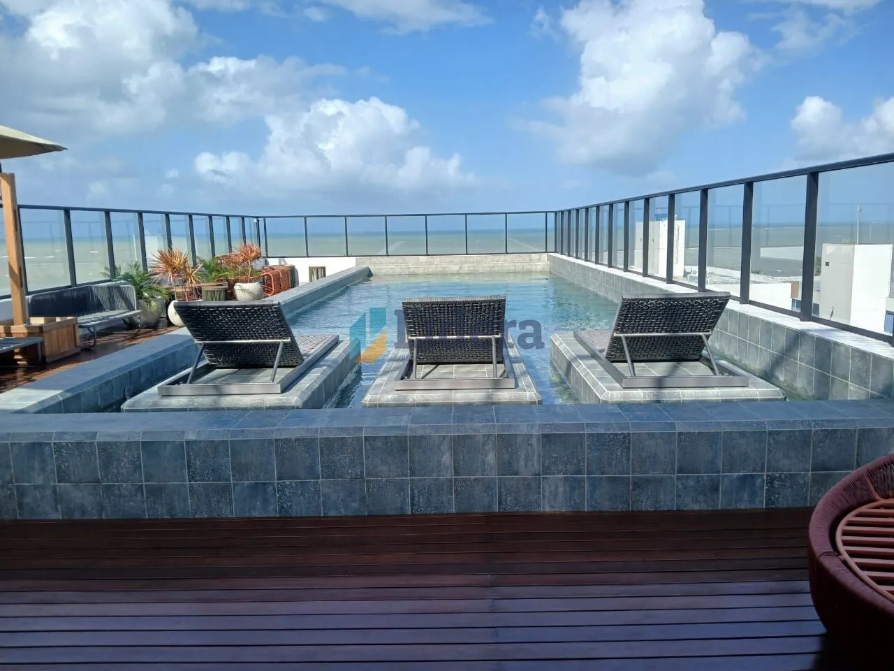 Furnished 1-bedroom apartment with en-suite and 17 m² — photo 27