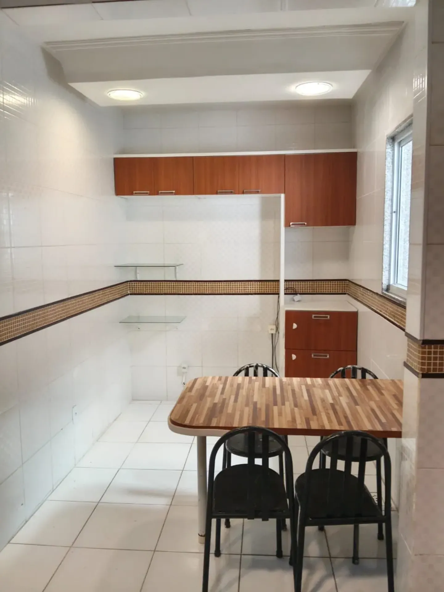 240 m² house with a garden and a grill on the balcony — photo 10