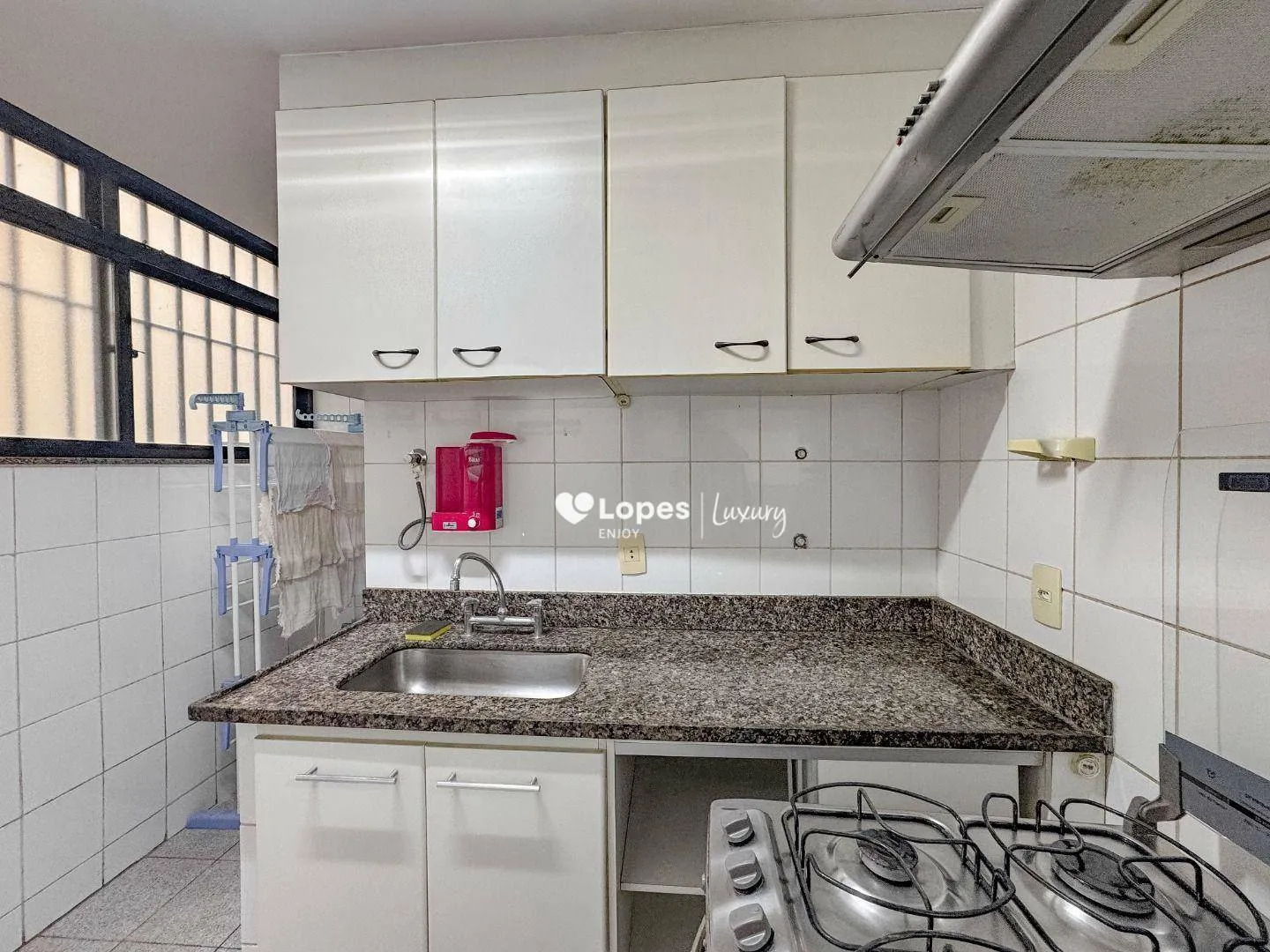 100 m² apartment with 3 bedrooms and a balcony — photo 24