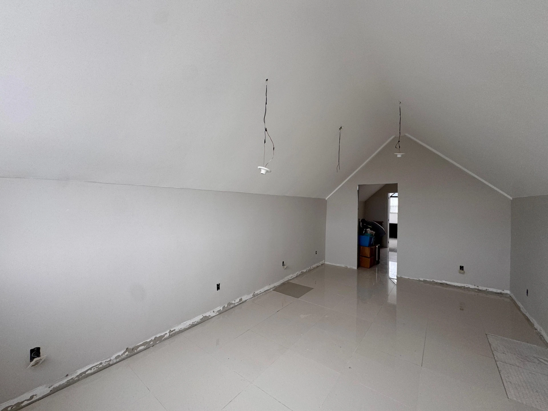 Будинок 280 м² із заскленим балконом та панорамними вікнами — photo 65