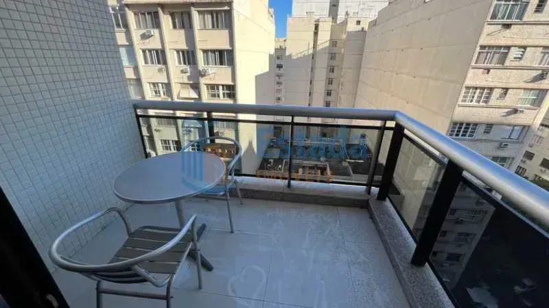 Apartamento mobiliado com cozinha americana e varanda — photo 4