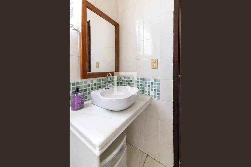 Casa de 2 andares com 238 m², 3 quartos e jardim — photo 53