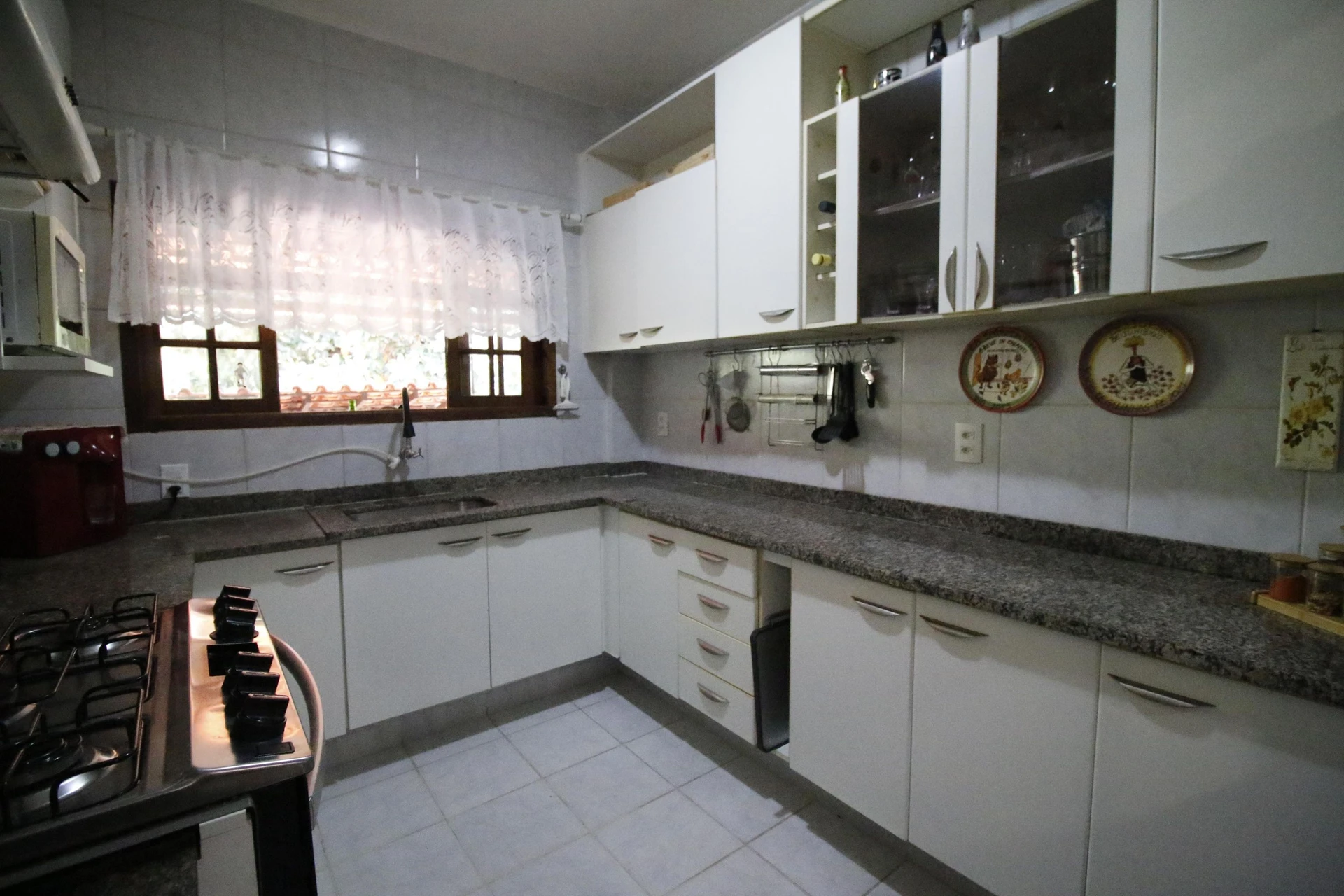 Furnished house, 700 m², with a jacuzzi — photo 86