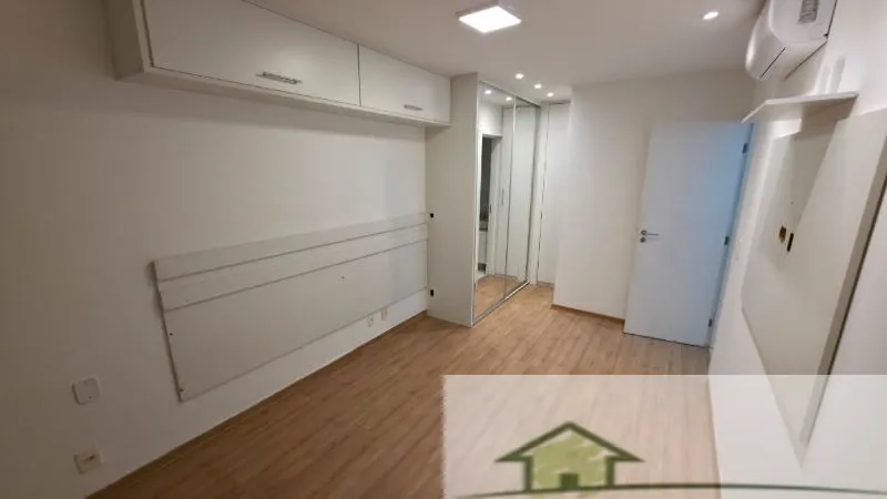 Apartment, 78 m², with a glass-enclosed balcony — photo 11