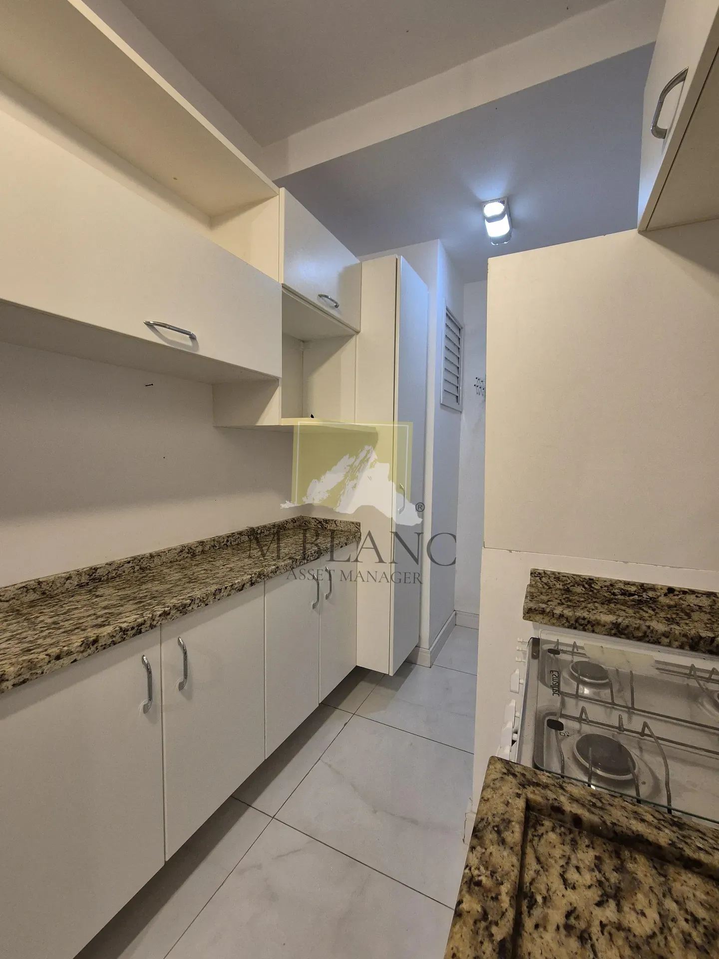 Apartment on the 4th floor with a washing machine — photo 24