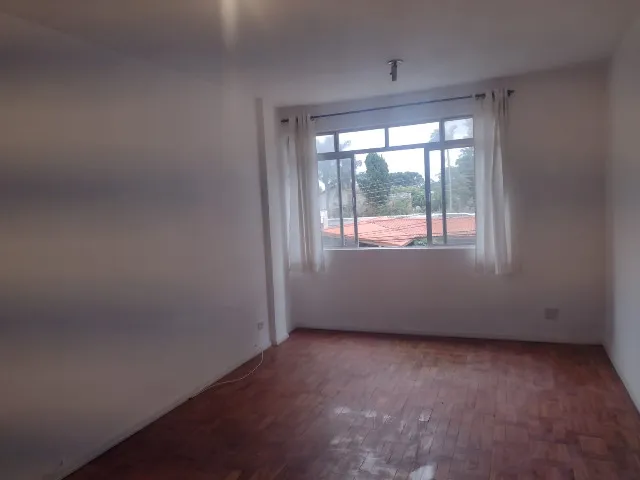 Apartamento com piso de madeira ou laminado, São Lourenço — photo 2