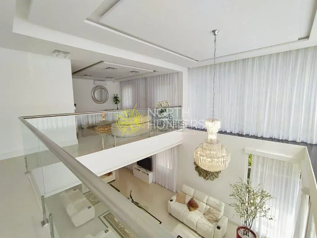 Casa com 6 suítes e 800 m² com 4 vagas — photo 24