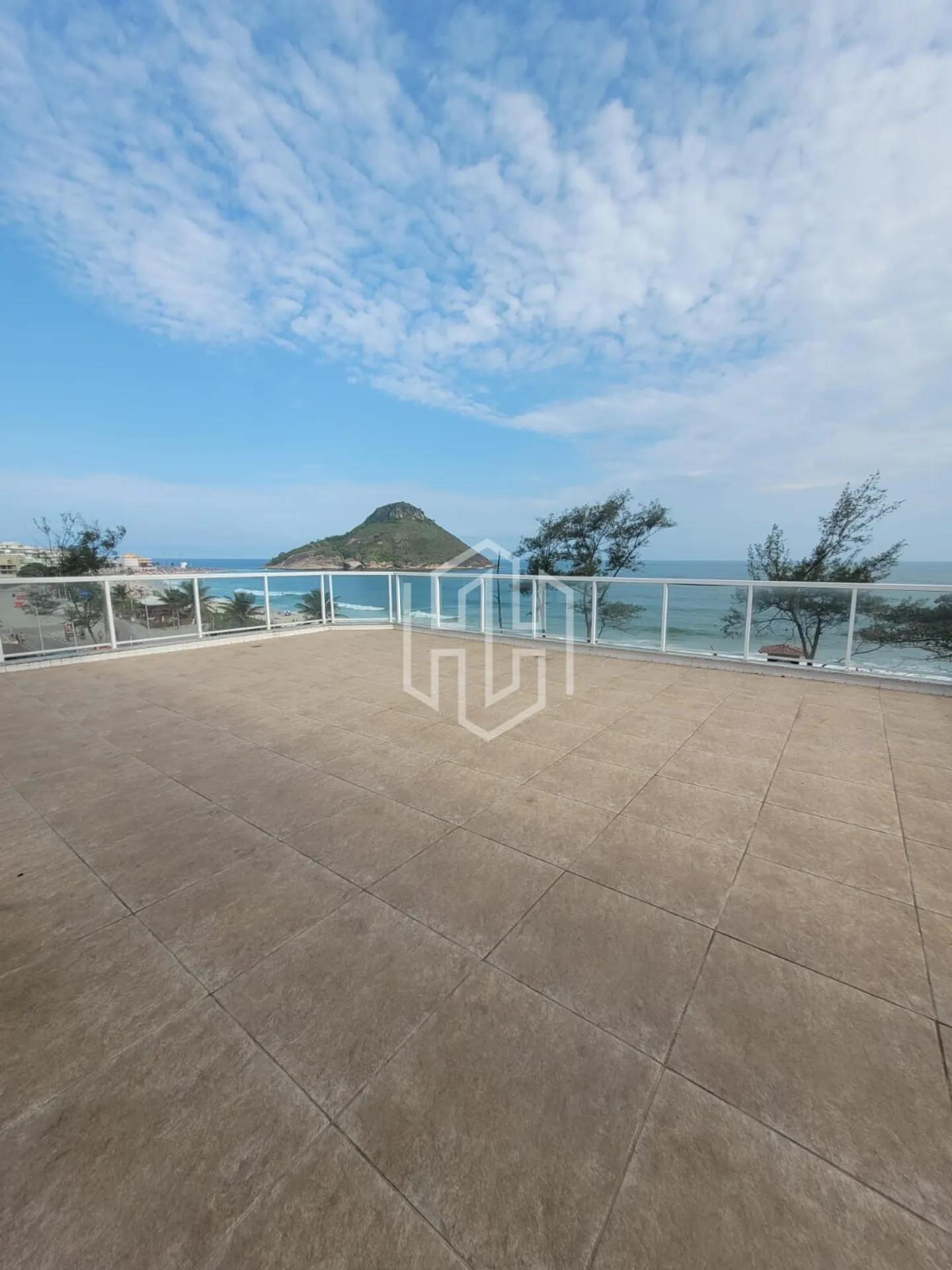 4-bedroom apartment with a water view in Rio de Janeiro — photo 4