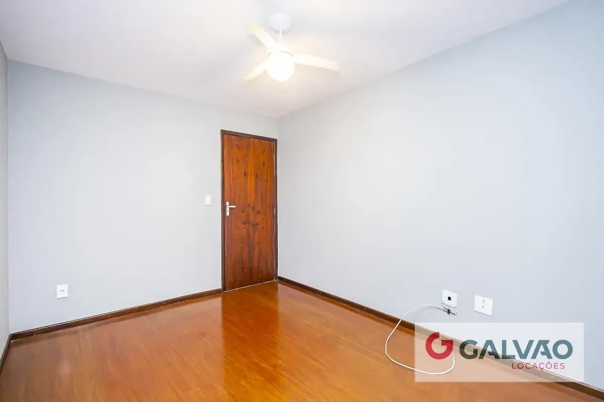 Two-story house with fitted kitchen and 2 parking spots — photo 25