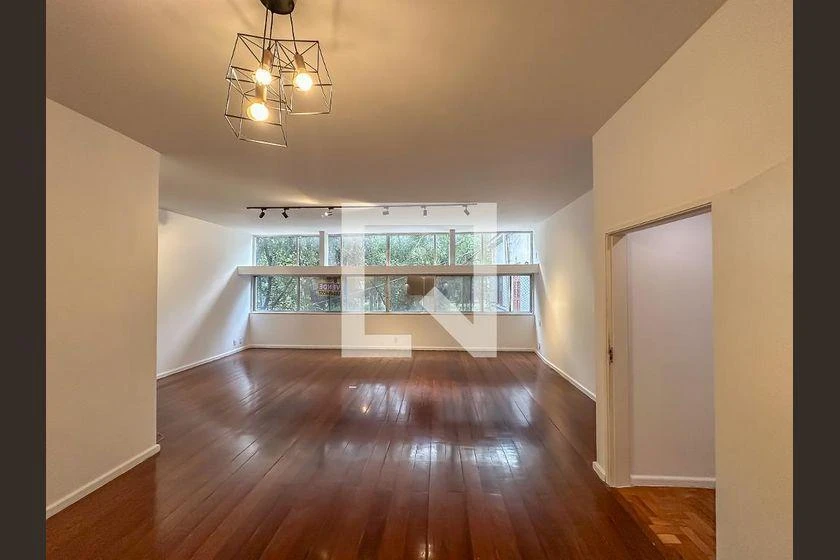 170 m² apartment with 3 bedrooms and a suite — photo 7