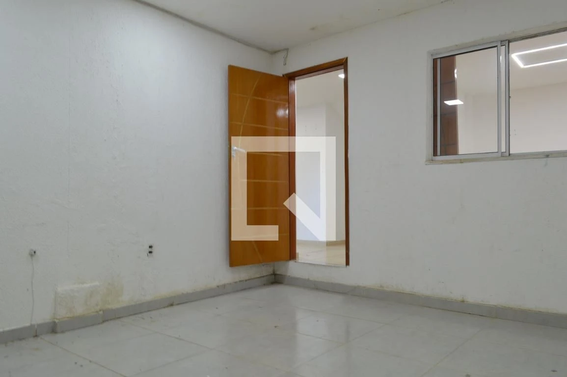 Unfurnished house with 4 bedrooms, balcony and dining — photo 14