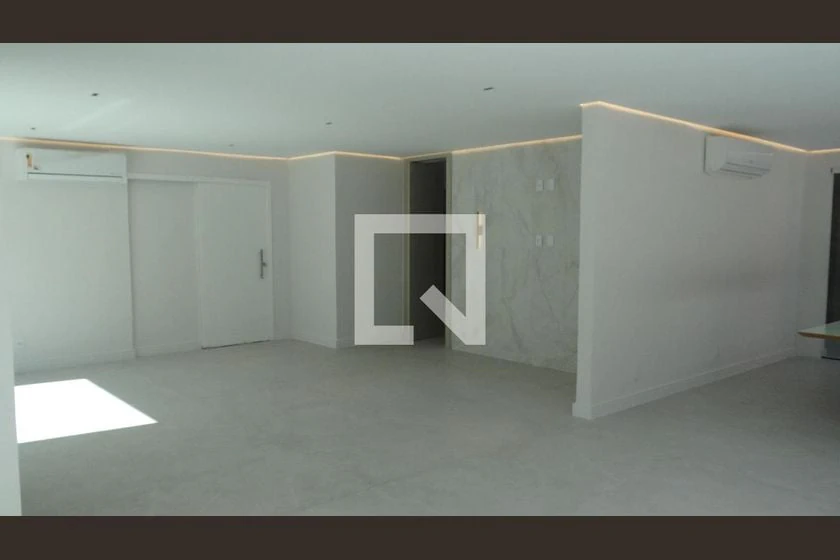 House, 384 m², with floor-to-ceiling windows — photo 28