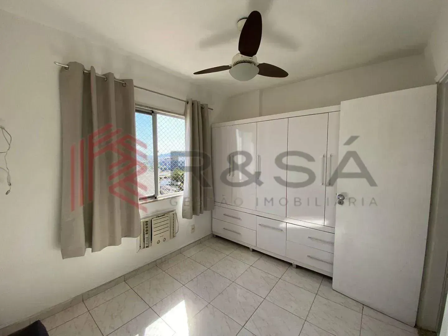 Apartment with 2 bedrooms, 1 bath, and 1 parking spot — photo 23
