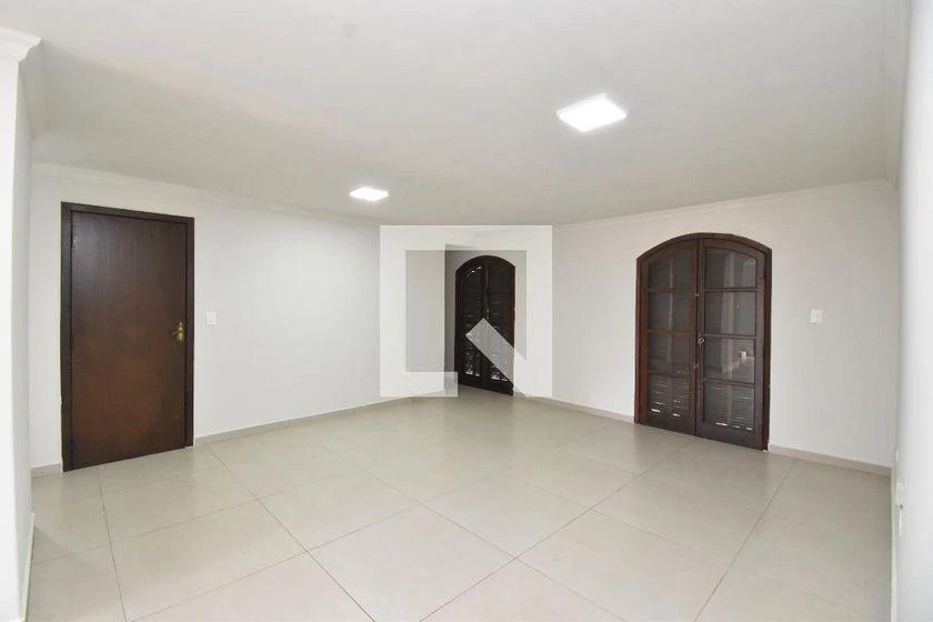 Rental apartment with 3 bedrooms and 170 m²