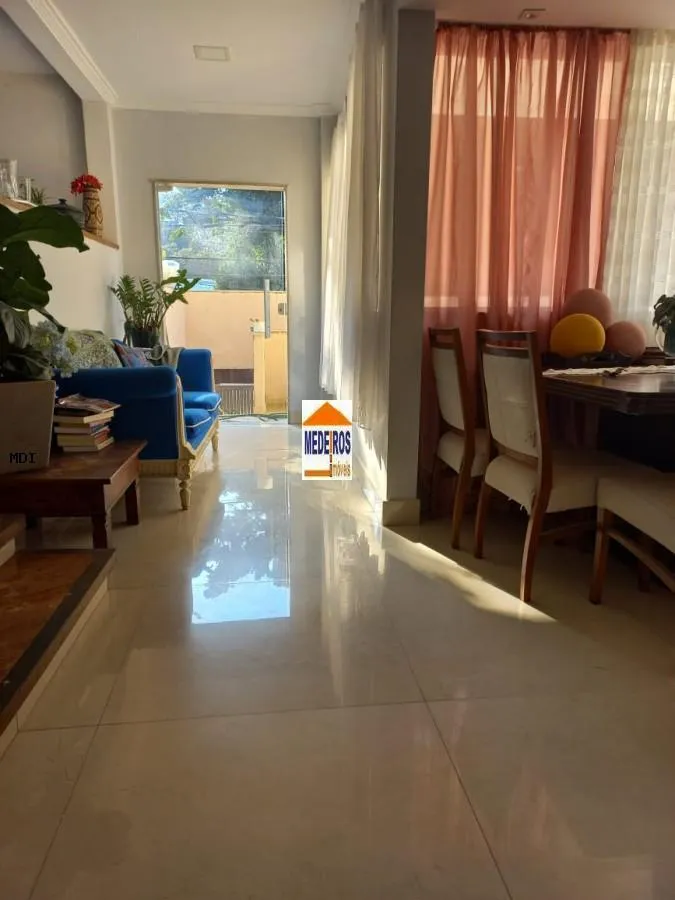 Rental house with 3 bedrooms and 3 bathrooms — photo 3