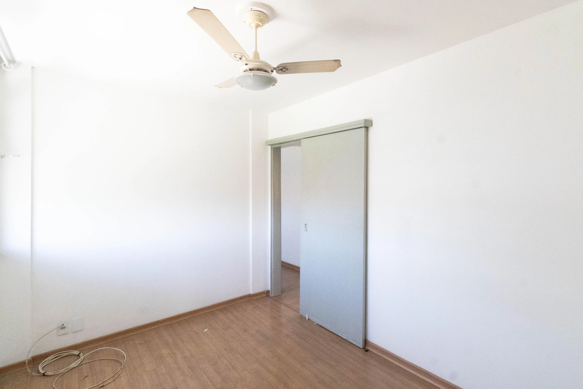 Apartamento com piso de madeira ou laminado, Campo Grande — photo 39