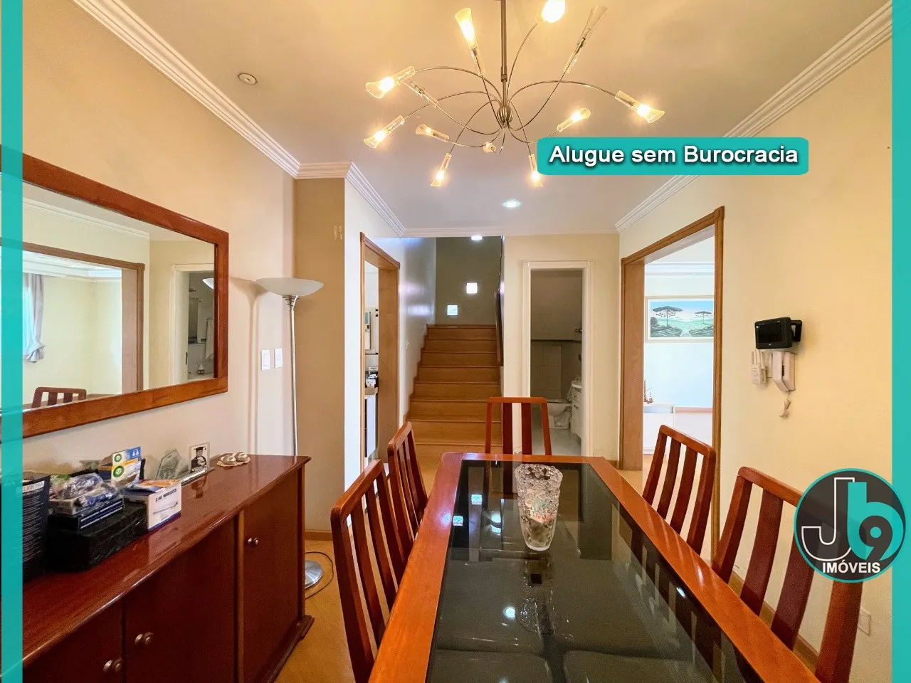 360 m² townhouse with 3 en-suite bedrooms and parking — photo 11