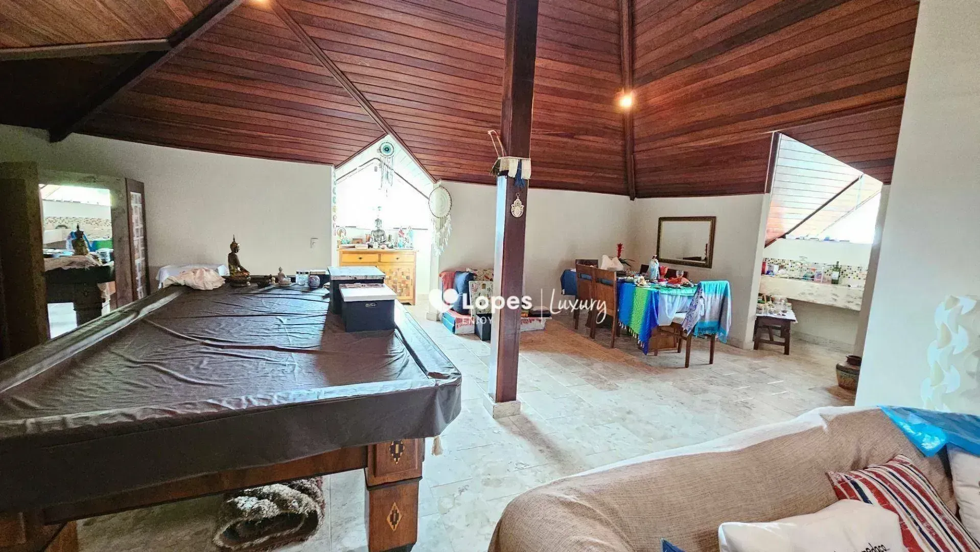 Furnished house with 6 en-suite suites and a private pool — photo 40