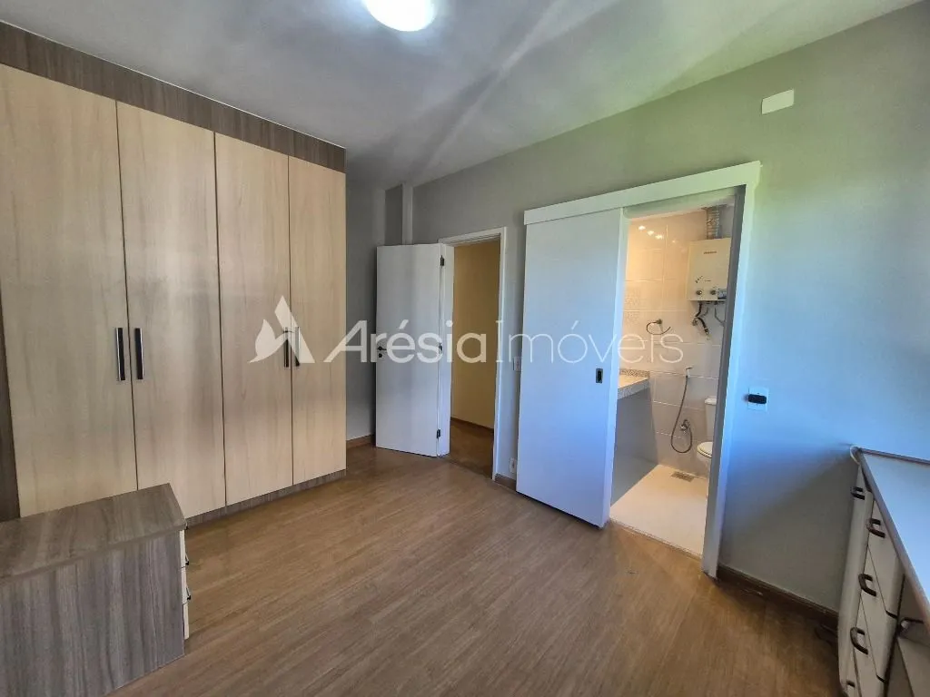 Apartment, 123 m², with wood or laminate floors — photo 12