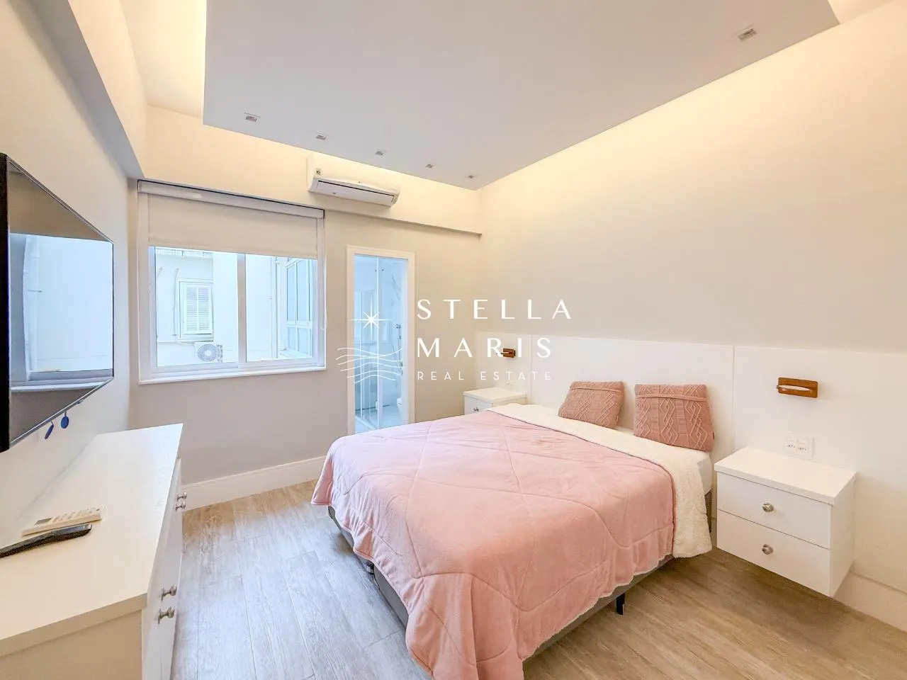 Furnished apartment with 3 bedrooms and 3 bathrooms — photo 3