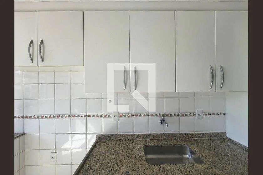 88 m² rental apartment with 2 bedrooms and balcony — photo 12