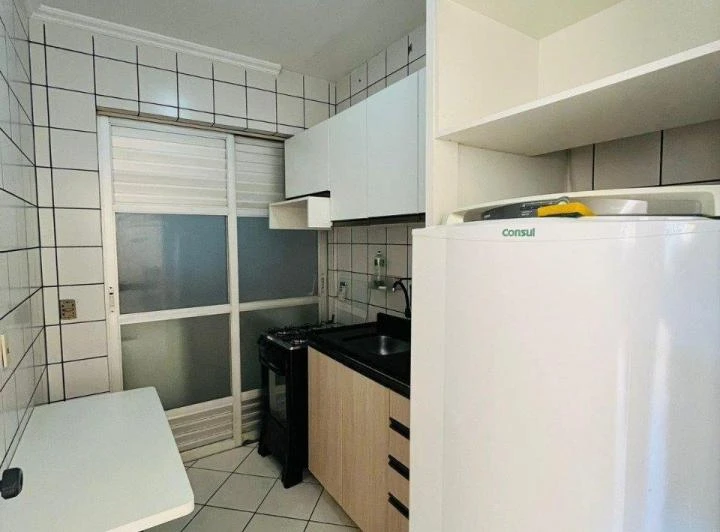 Меблированная квартира с 2 спальнями и 65 м²