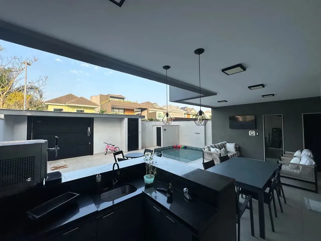Casa mobiliada com 5 quartos e 5 banheiros, 488 m² — photo 15