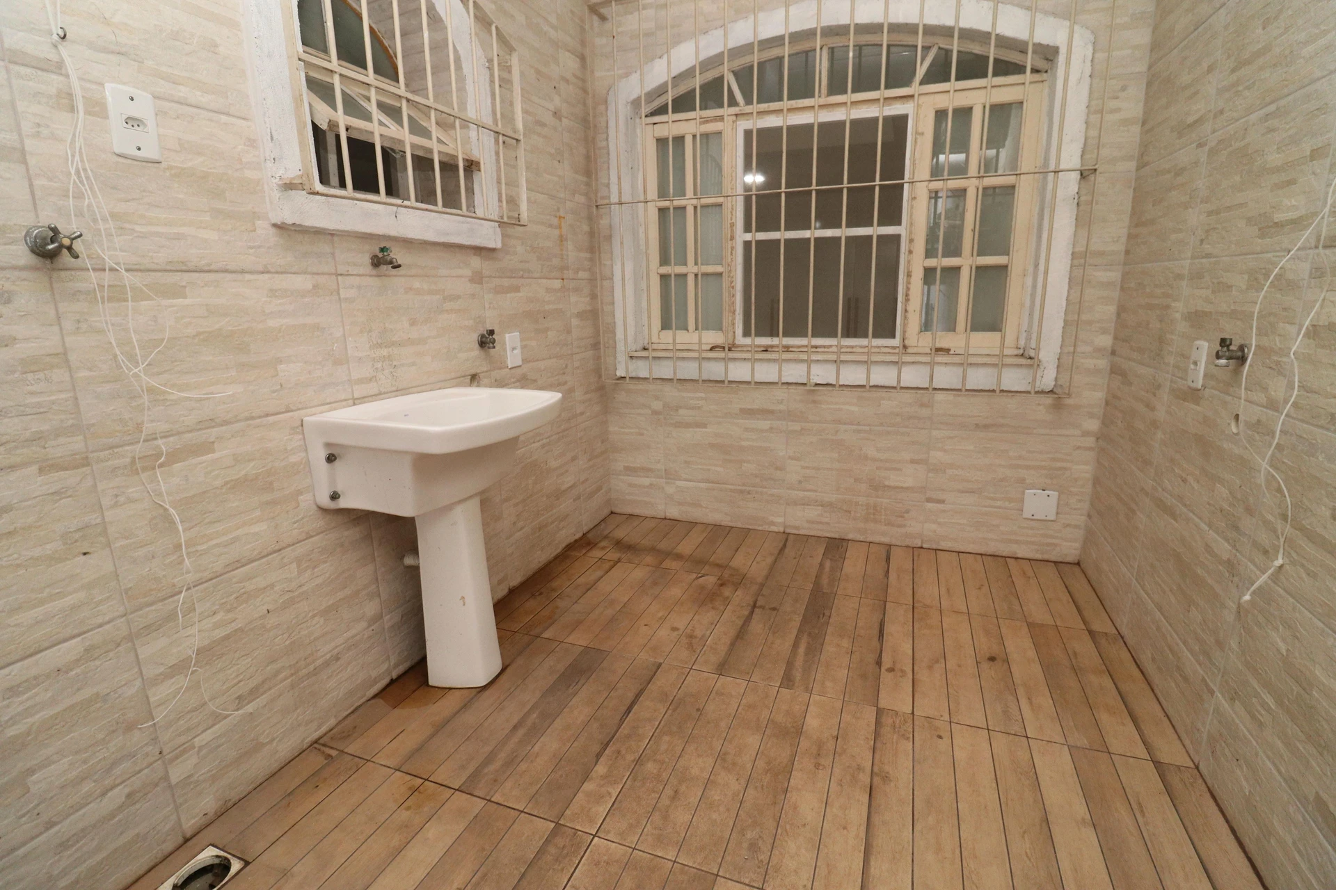 Furnished house with 3 bedrooms and a private garden — photo 31