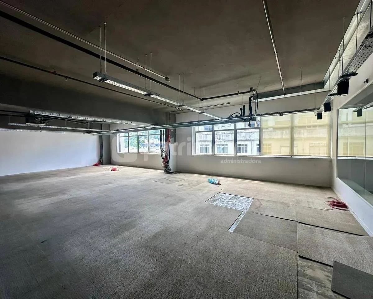 716 m² apartment with 1 bedroom and 4 bathrooms — photo 8