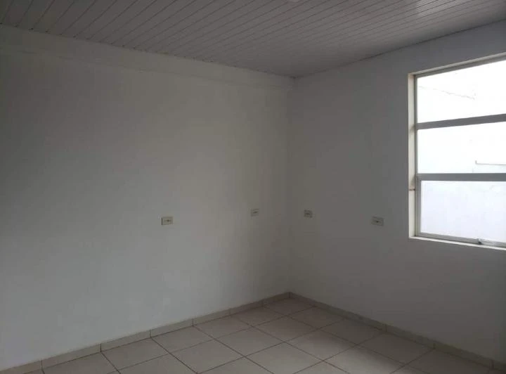 432 m² unfurnished house with 2 bedrooms and 1 bathroom — photo 8
