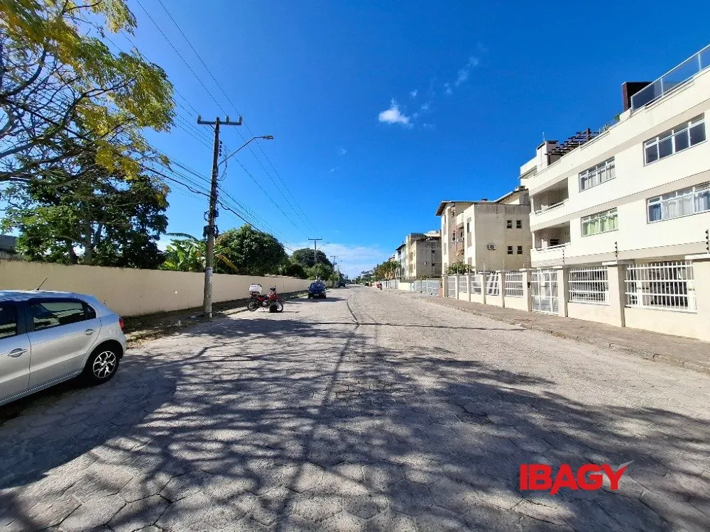 Apartment, 71 m², with a grill on the balcony — photo 15