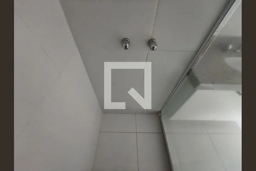 2-bedroom apartment with a mountain view — photo 14