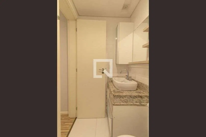 Apartment with 2 bedrooms and balcony, suite and 2 baths — photo 22