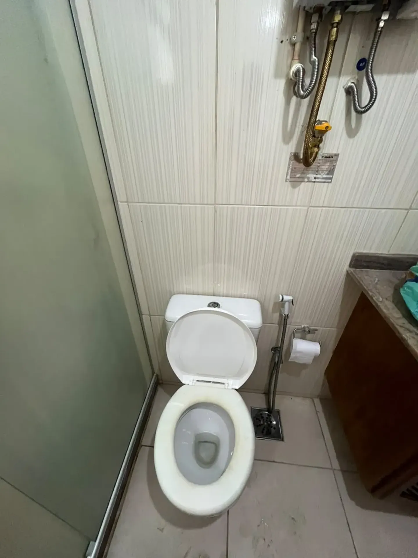 Apartment on the 1st floor with wood or laminate floors — photo 17