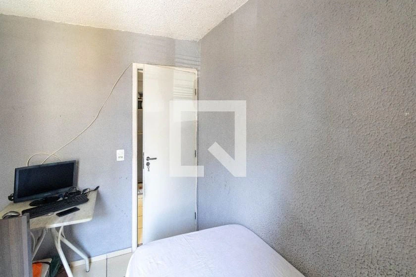 Apartamento mobiliado de 2 quartos em condomínio com piscina — photo 20