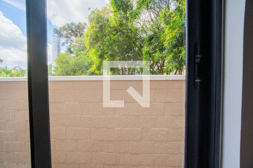 3-bedroom apartment with a grill on the balcony in Curitiba — photo 21