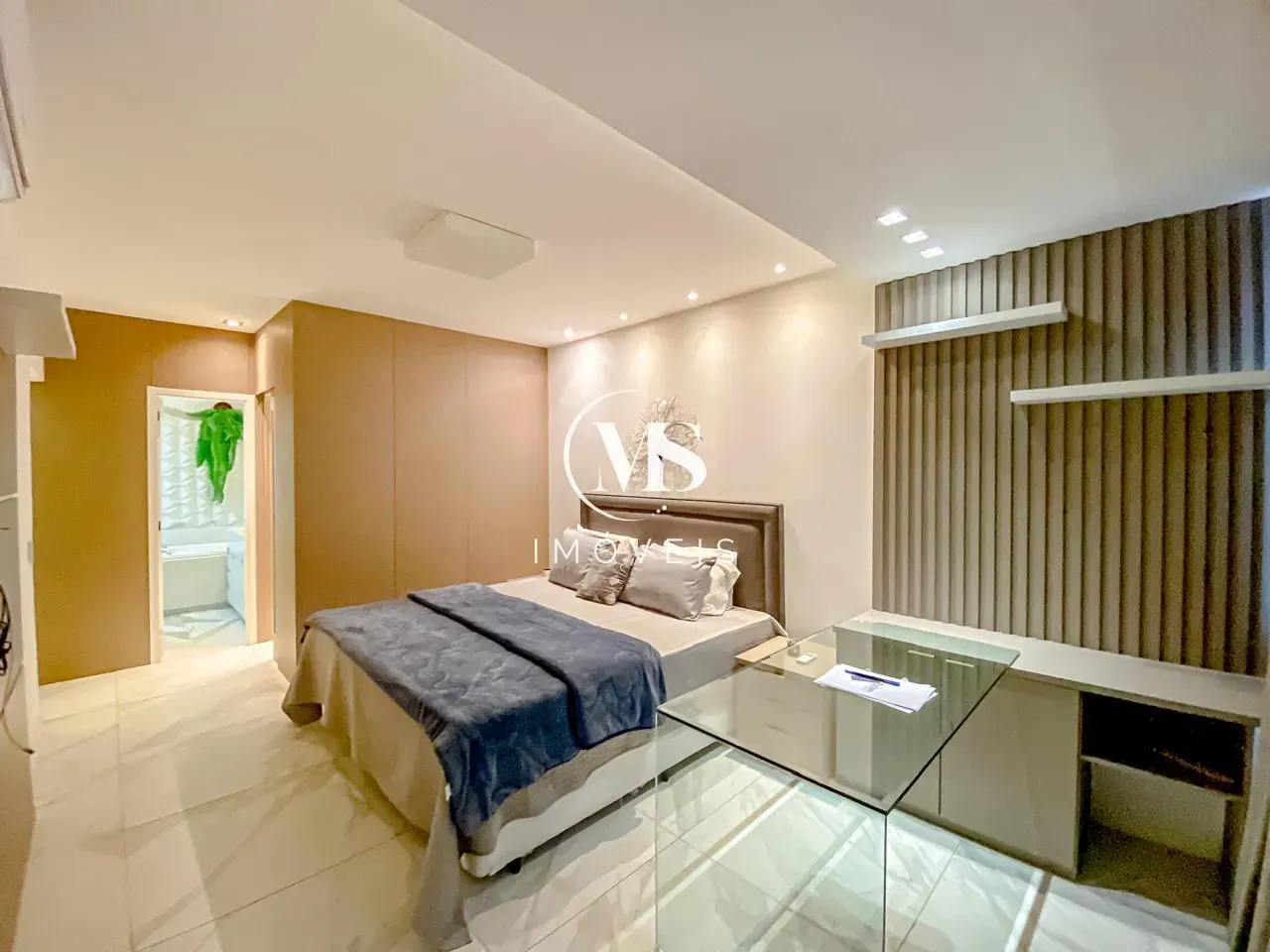 Ванна та 3 спальні: квартира 250 м² — photo 13