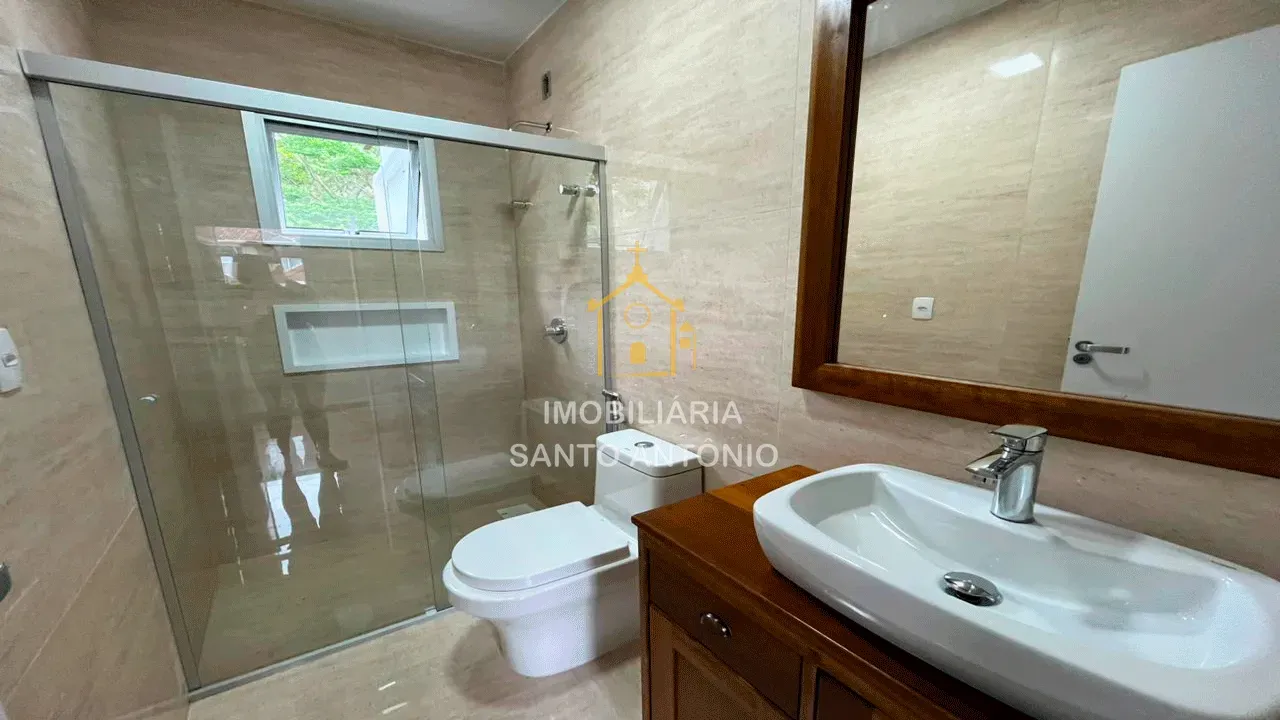 Condo house with 2 bedrooms and 2 parking spaces — photo 8